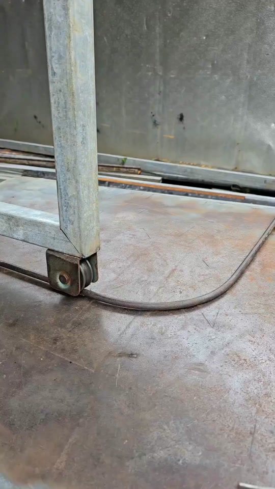 Not many people know!!!! tips and tricks for installing gate wheels on curved rails thumbnail from TikTok