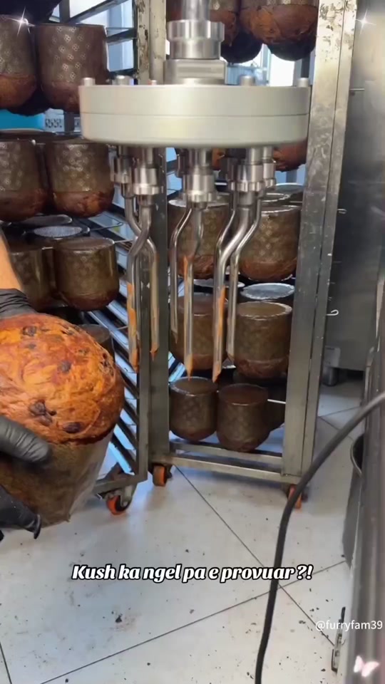 ‎Amazing factory 🏭 work      ‎ thumbnail from TikTok