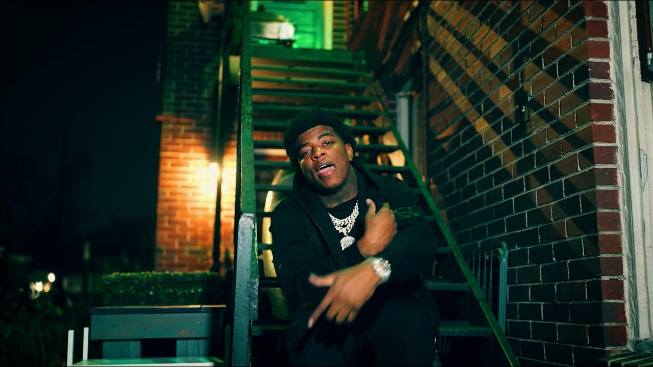 Yungeen Ace - Looking Back (Official Video) thumbnail from YouTube