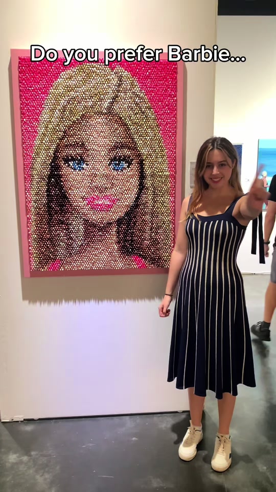 Lipstick art by @Kevin Champeny 💄 thumbnail from TikTok