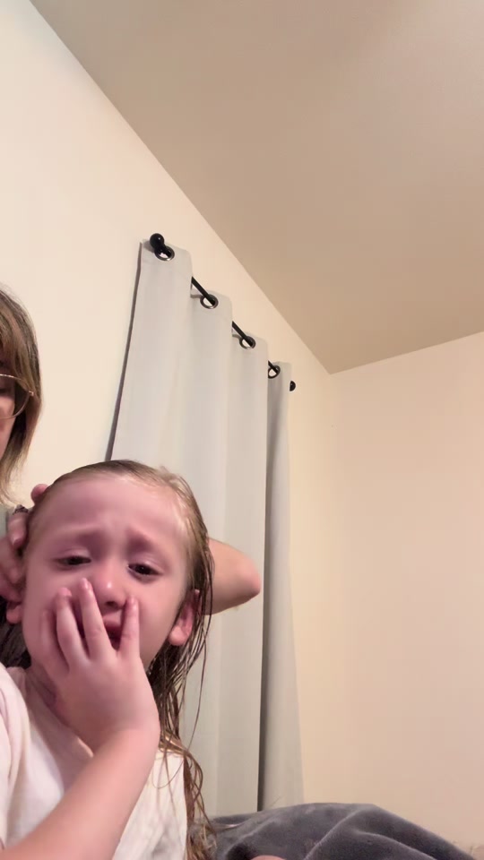 “My son loved his long hair… until other kids made him feel like he shouldn’t 💔 We’re getting his first haircut tomo... thumbnail from TikTok