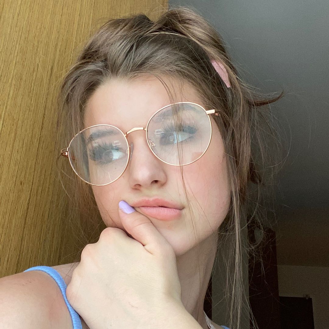 Brooke Monk channel avatar