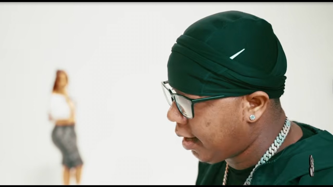 VonOff1700 - Soul Ties (ft. Dreezy) (Official Video) thumbnail from YouTube