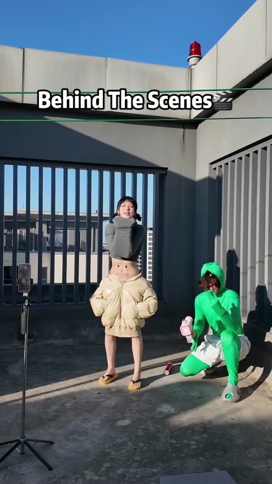 Behind the scenes!🤣 thumbnail from TikTok