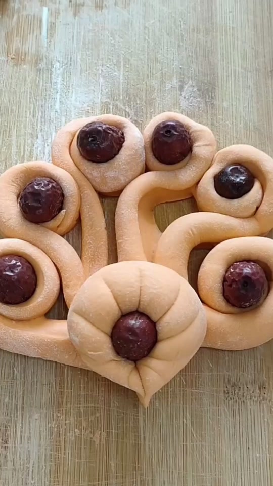Making dough styles thumbnail from TikTok