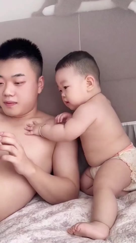 #baby #funny #babylove #funnyvideos thumbnail from TikTok