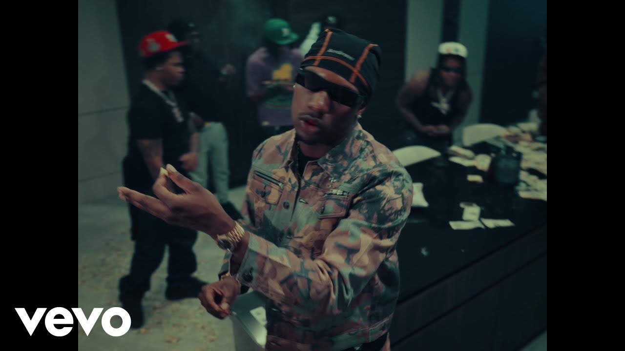Rob49 - 300 Blackout (feat. YTB Fatt & Fox BD) [Official Video] thumbnail from YouTube