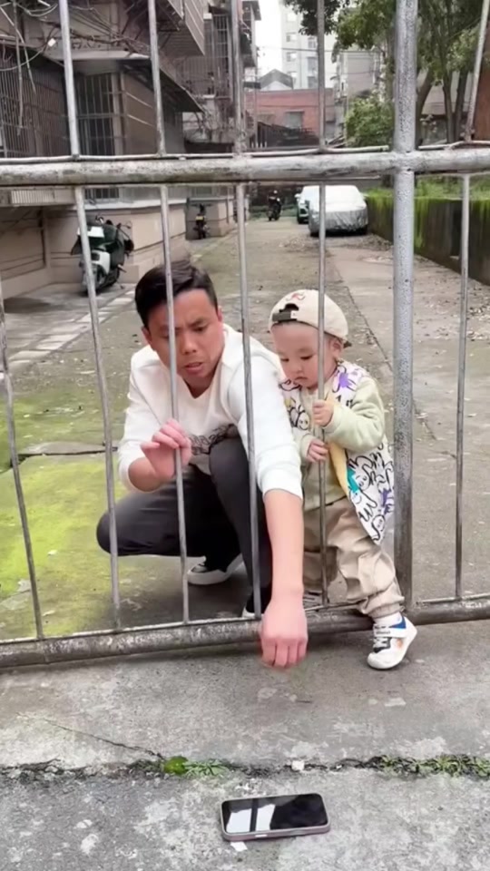 #baby #baby #funny #funnyvideos thumbnail from TikTok