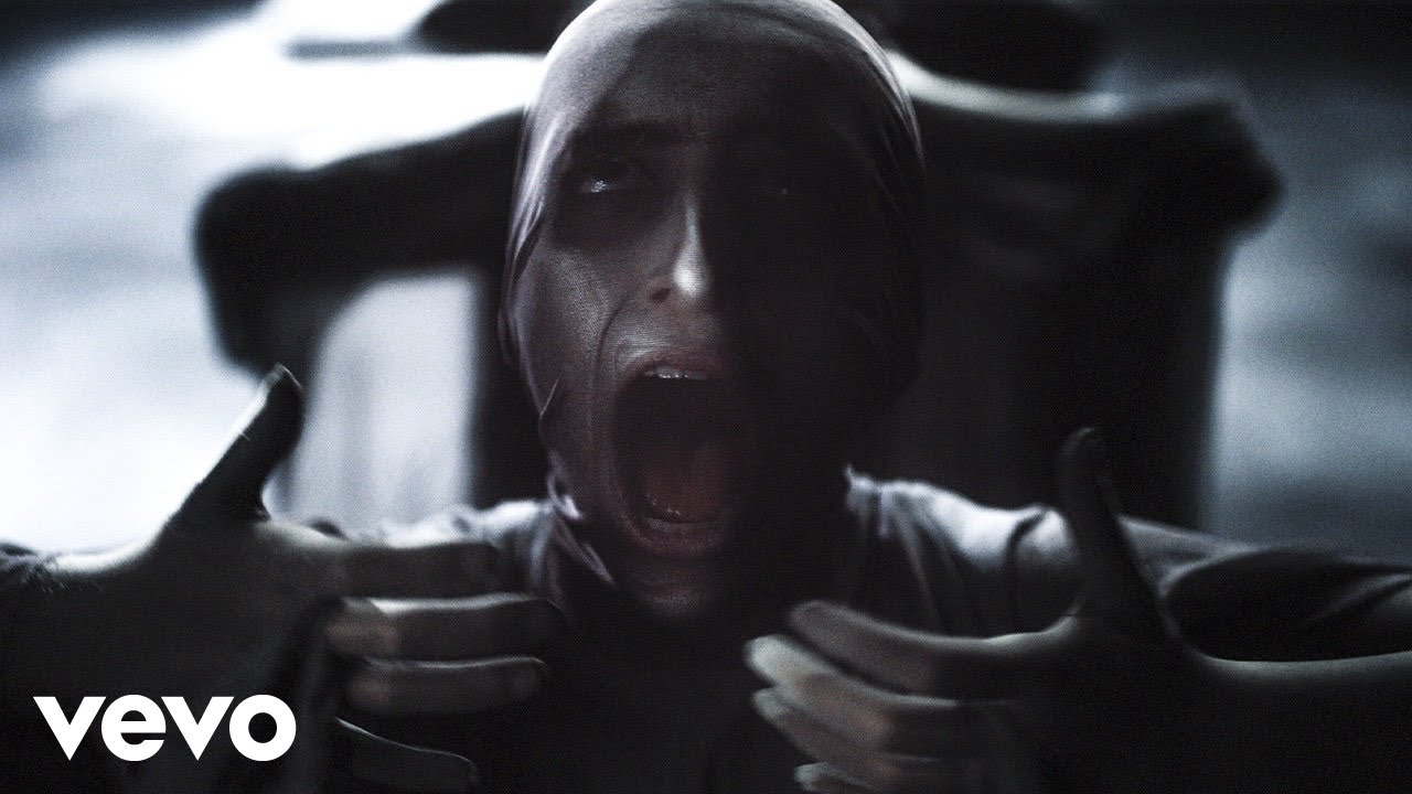 2hollis - Hurt (Official Music Video) thumbnail from YouTube
