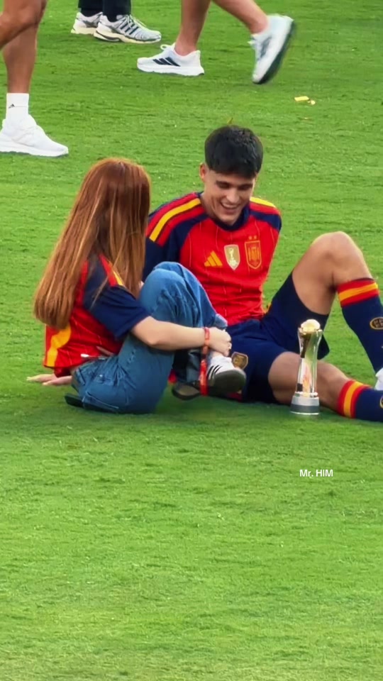 PAU CUBARSI FIFA WORLD CUP 2026 Best Young Player with family members. Awesomeness 2026 World Cup "As a true footbal... thumbnail from TikTok