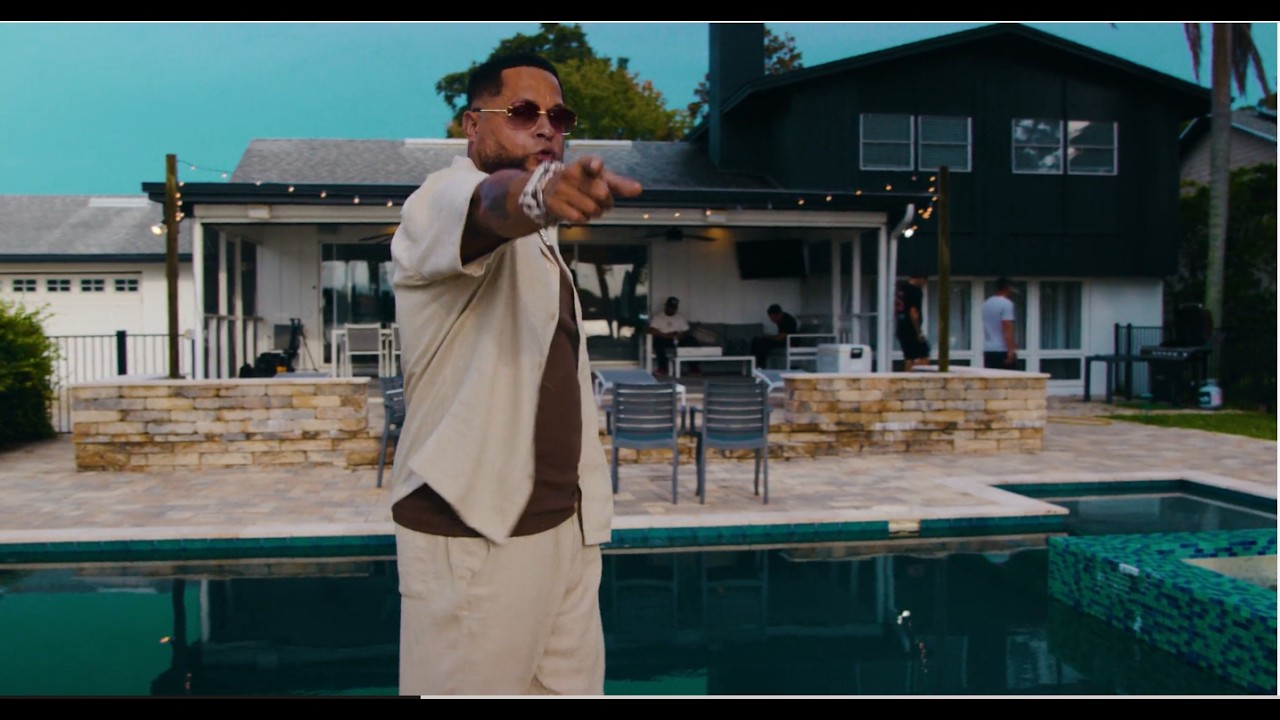 Tempo - No Te Sientas Mal (Video Oficial) thumbnail from YouTube