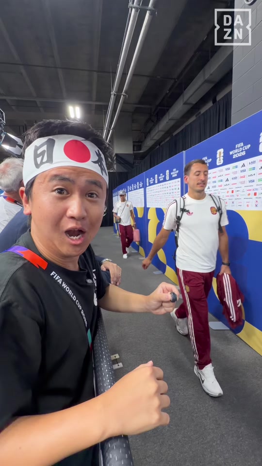 【ヤマルとハイタッチした！】 DAZNはFIFAワールドカップ準決勝＆決勝を登録不要で無料ライブ配信！！ thumbnail from TikTok