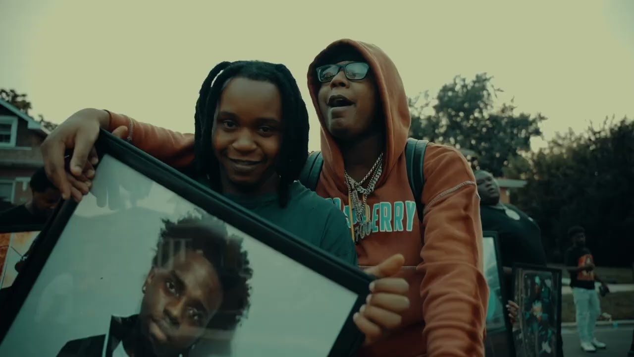 VonOff1700 - Hood Legends (Official Video) thumbnail from YouTube