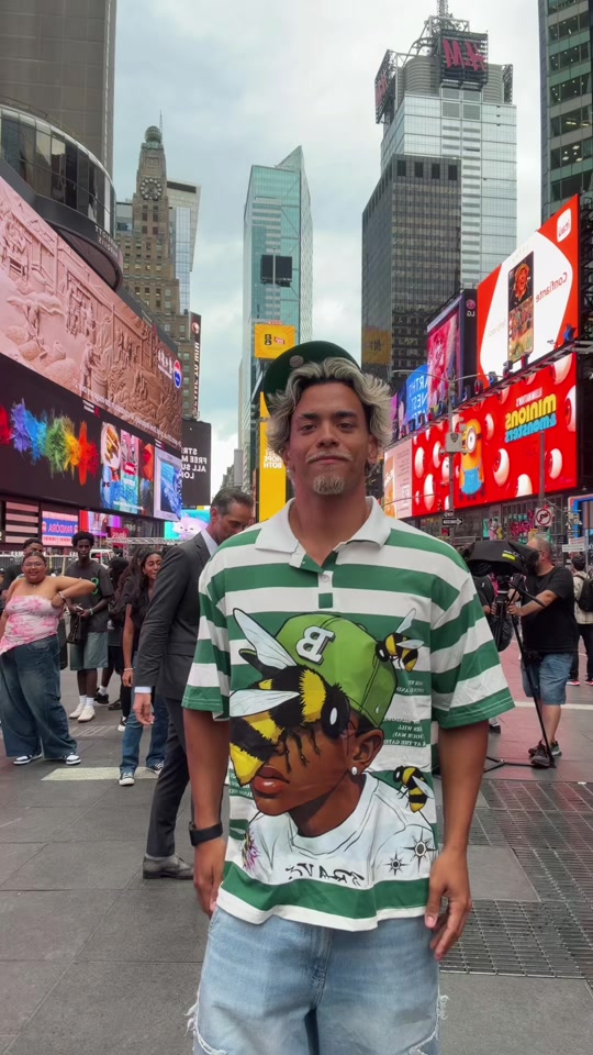 created by Arthur Lima with 𝗞 𝗔 𝗭 🇰🇿’s оригинальный звук thumbnail from TikTok