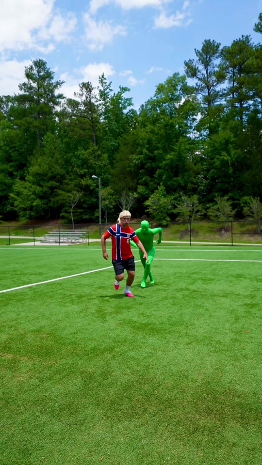 What the cameras don’t show… 👀 @Greenman thumbnail from TikTok
