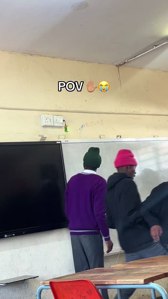problems 😭😭😭 thumbnail from TikTok