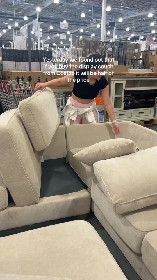 Never rented a uhaul so fast in our lives @def_n0t_sof thumbnail from TikTok