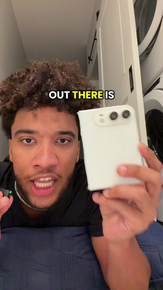 The 3 problems with Apple’s foldable.. thumbnail from TikTok