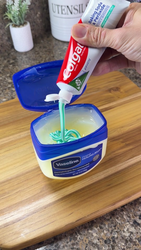 Put toothpaste in Vaseline and watch what happens! thumbnail from TikTok
