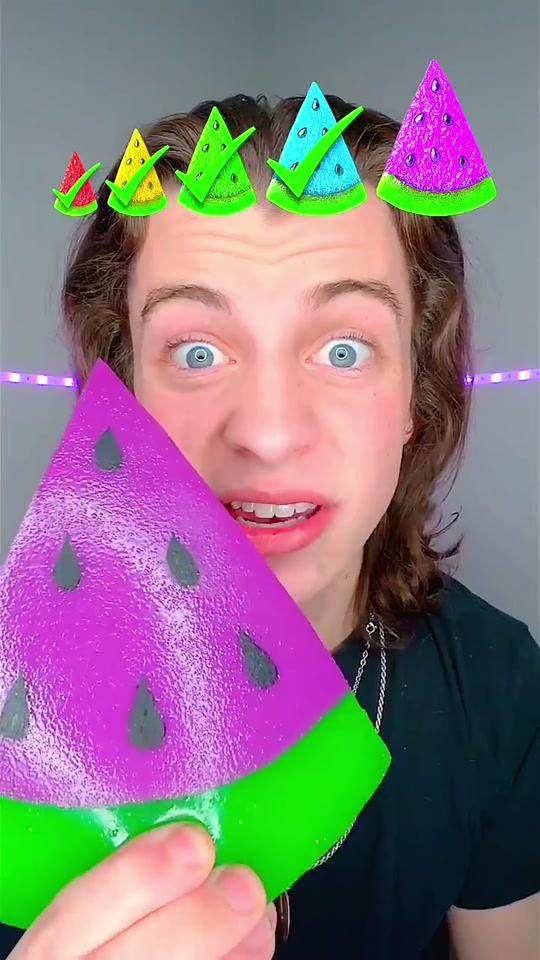 Small,Big,Giant Gummy Watermelon 🤤 thumbnail from TikTok