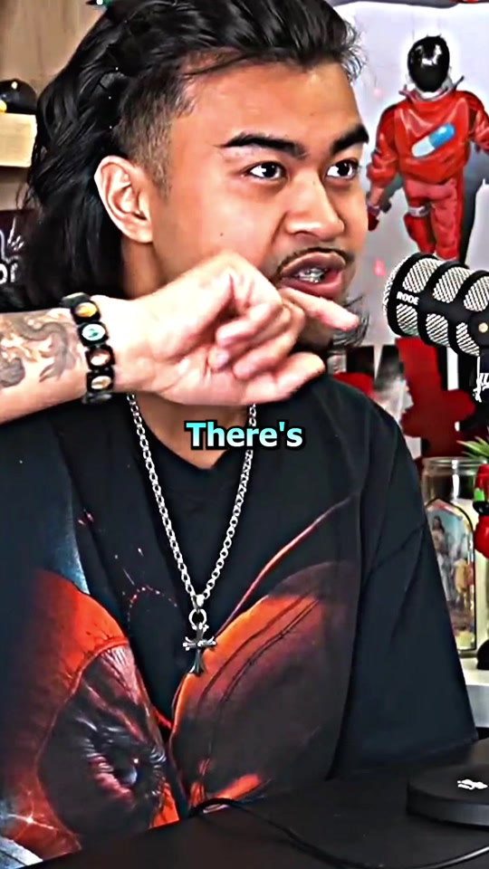 This Sound Makes Cats Stand Up 🤯 thumbnail from TikTok