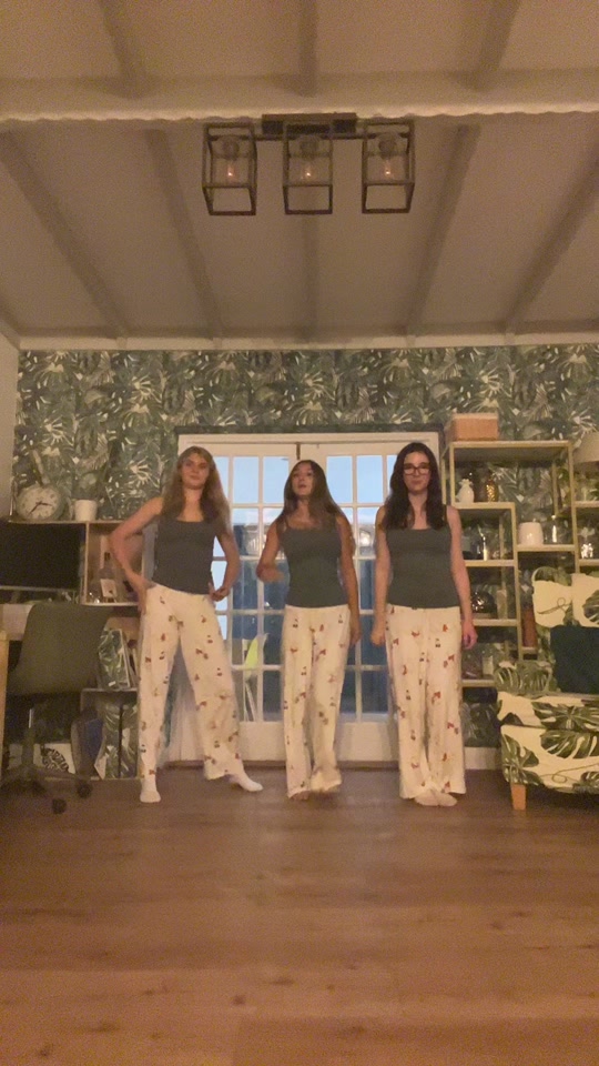 Promise this has sm bloopers @Els 💞x @Rebecca thumbnail from TikTok