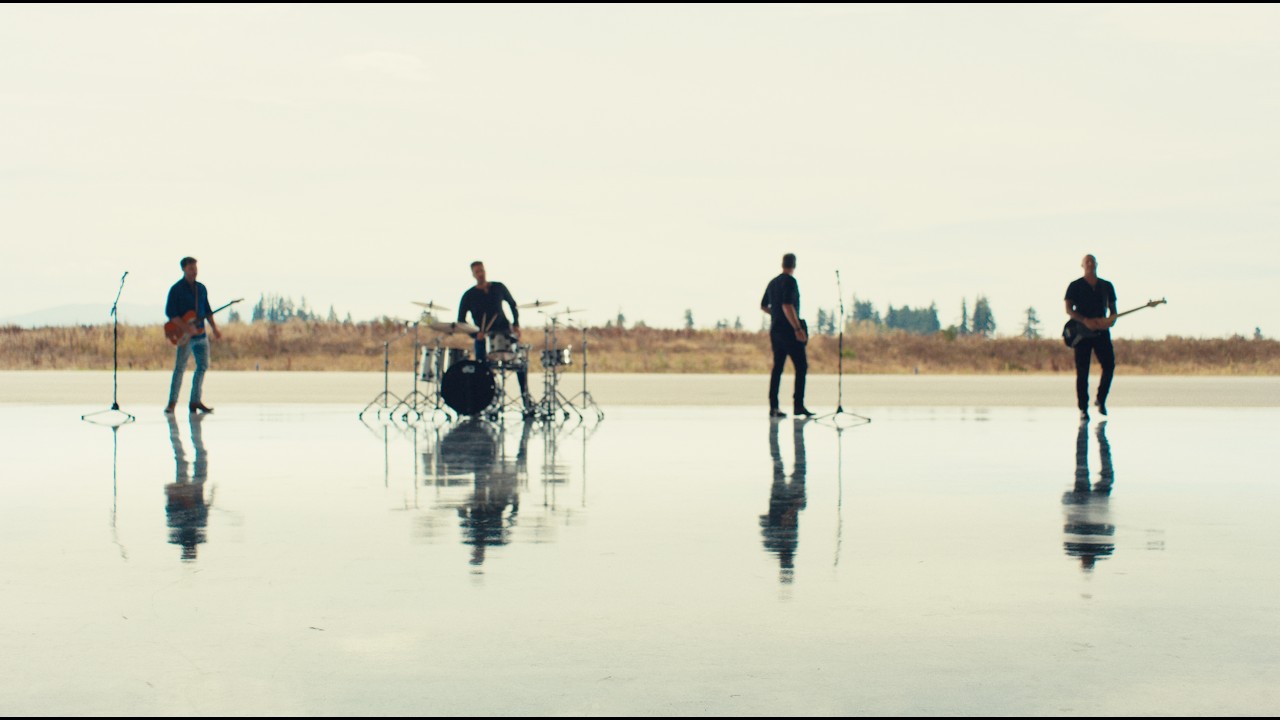 Nickelback - Make Me Love You (Official Music Video) thumbnail from YouTube