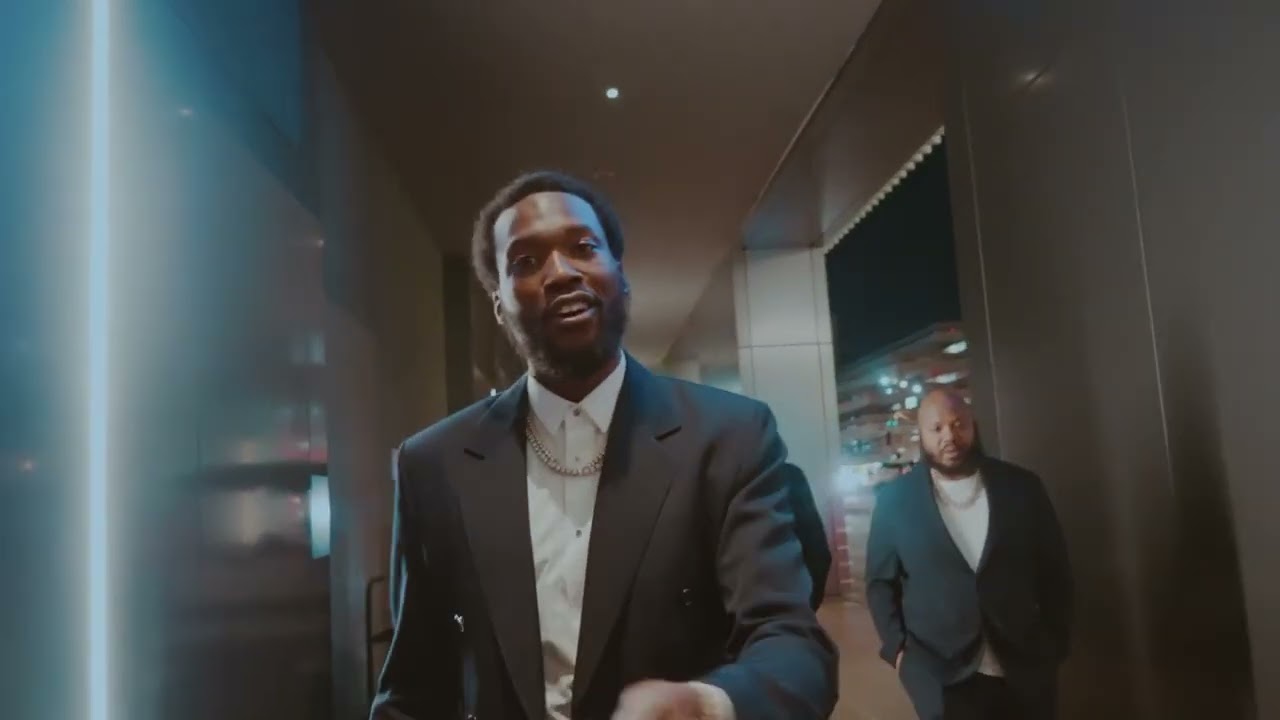 Meek Mill - Philly Heathens (Leak) thumbnail from YouTube