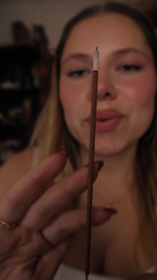 ASMR para quitarte el estres 🤍 thumbnail from TikTok