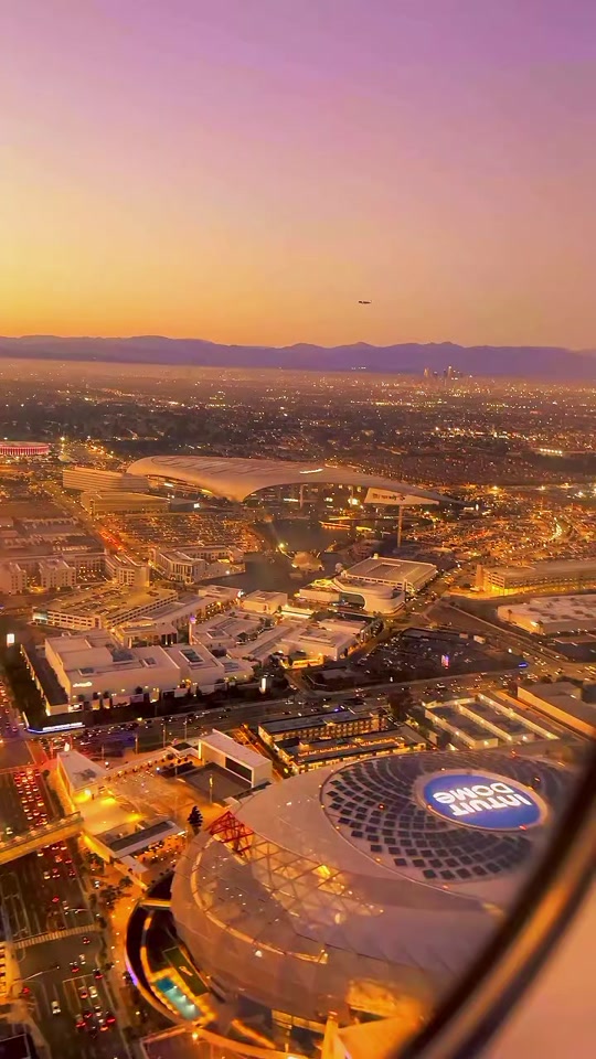 Ladies and Gentlemen Welcome to Los Angeles California @Welcome to America 🇺🇸 thumbnail from TikTok