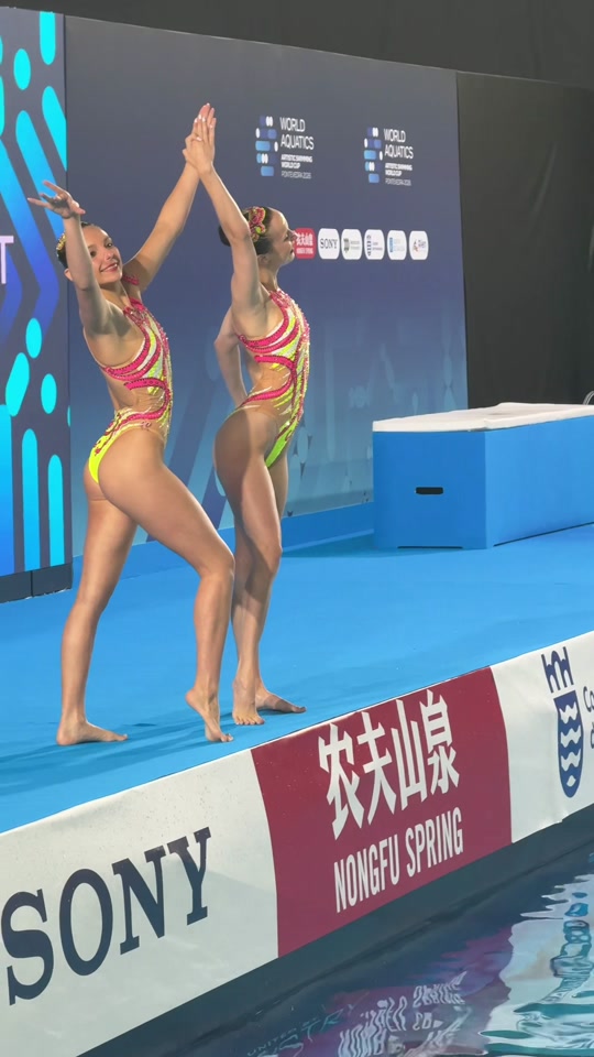 ‘Octopus’ 🐙 Laelys Alavez & Romane Lunel in the Women’s Duet Free final at the Pontevedra World Cup to claim silver ... thumbnail from TikTok