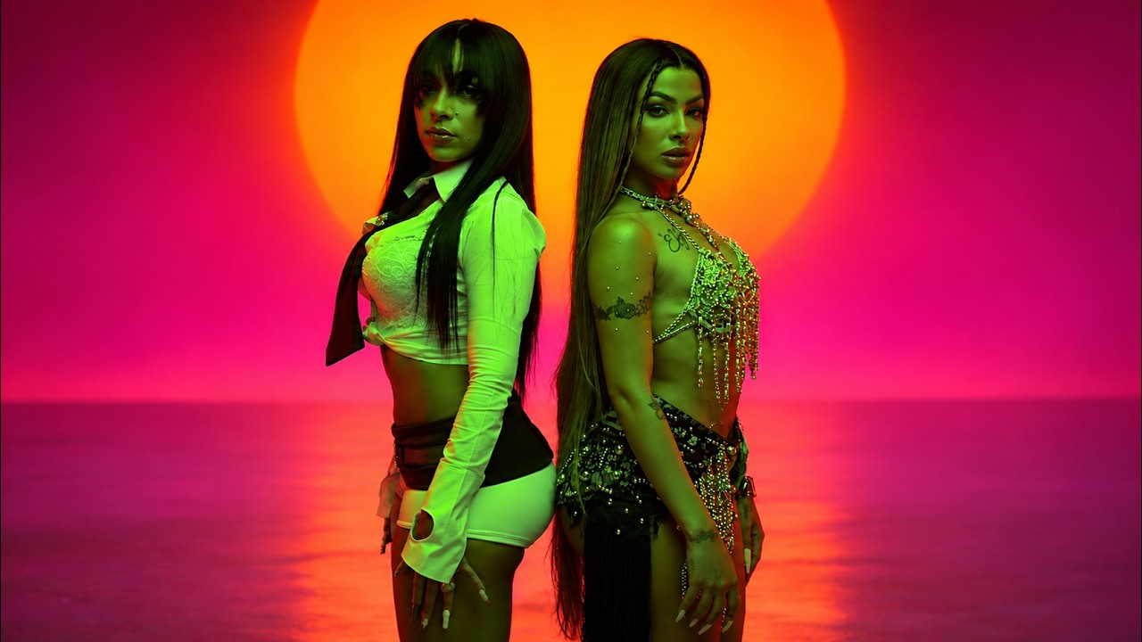 La Gigi Ft Yailin La Mas Viral - La Azarosa Remix (Video Oficial) thumbnail from YouTube