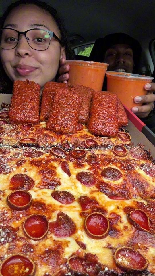 Butter Chicken Pizza with Mozzarella Sticks! Day One of NOT Arguing😭✌🏾 thumbnail from TikTok