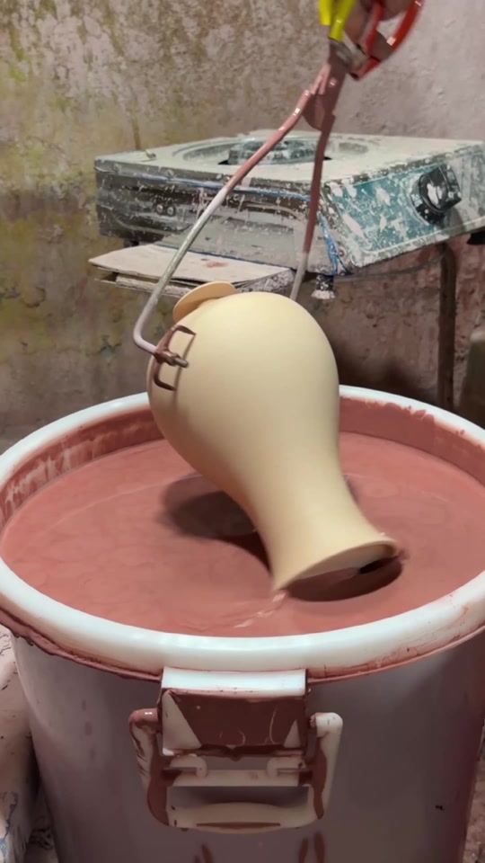 Don't fall in love with the pink… 🤫🍓 Two deep dips and a mid-air drain test. It looks like strawberry cream right n... thumbnail from TikTok
