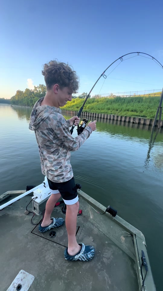 This young man started the morning off with a 100 pound fish! thumbnail from TikTok