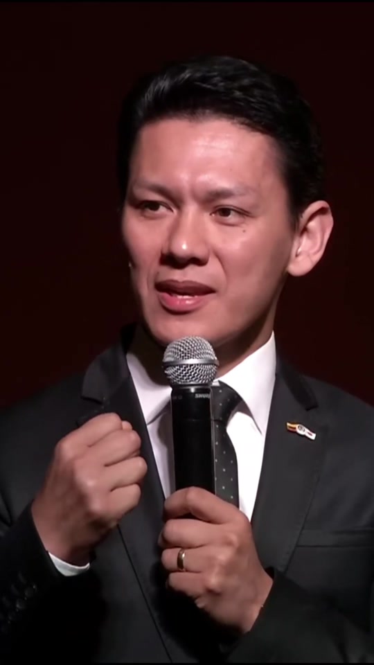 La VIDA es MARAVILLOSA 👨‍🏫 Yokoi Kenji Diaz thumbnail from TikTok