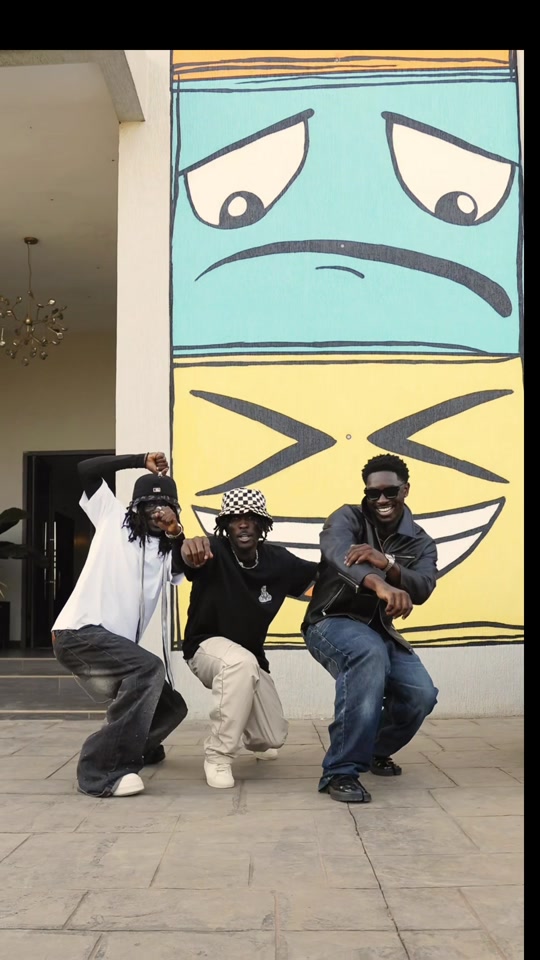 Search: Realcesh and Kingnature and Kofi mole dancing Balotelli W/ @Nature🤍 Dc: Me 🎵: @kofimole_aposor - Balotelli thumbnail from TikTok
